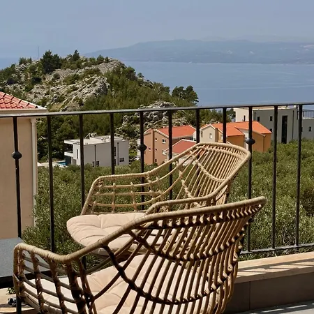 Apartamento Denis Makarska