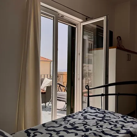 Denis Apartment