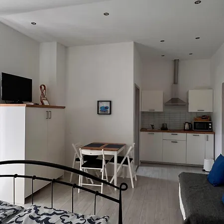 Denis Apartment