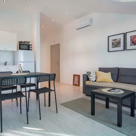 Denis Appartement Makarska