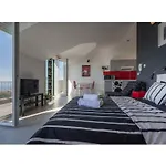 Denis Apartment *