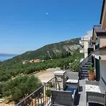 Apartment Denis *